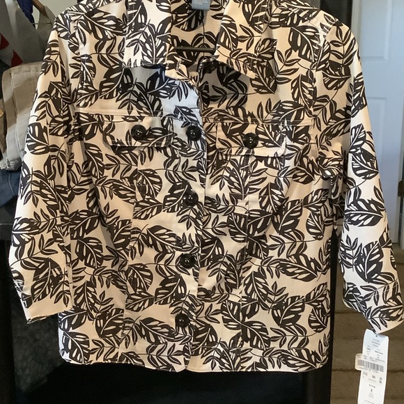 Napa Valley Jackets & Blazers - Napa Valley‎ Leaf Print Women's Jacket, button front